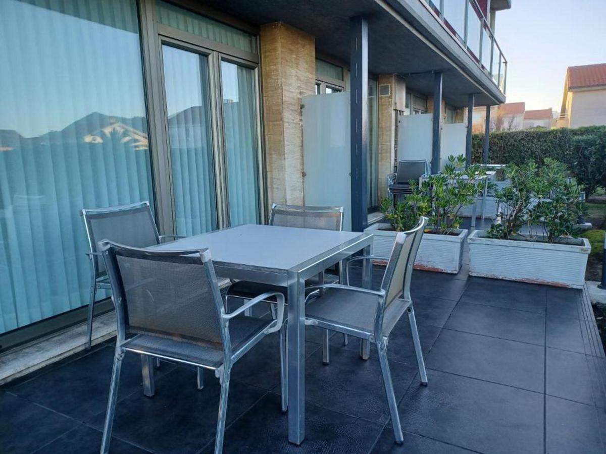 Apartamentos Playa De Portio 리엔크레스 외부 사진